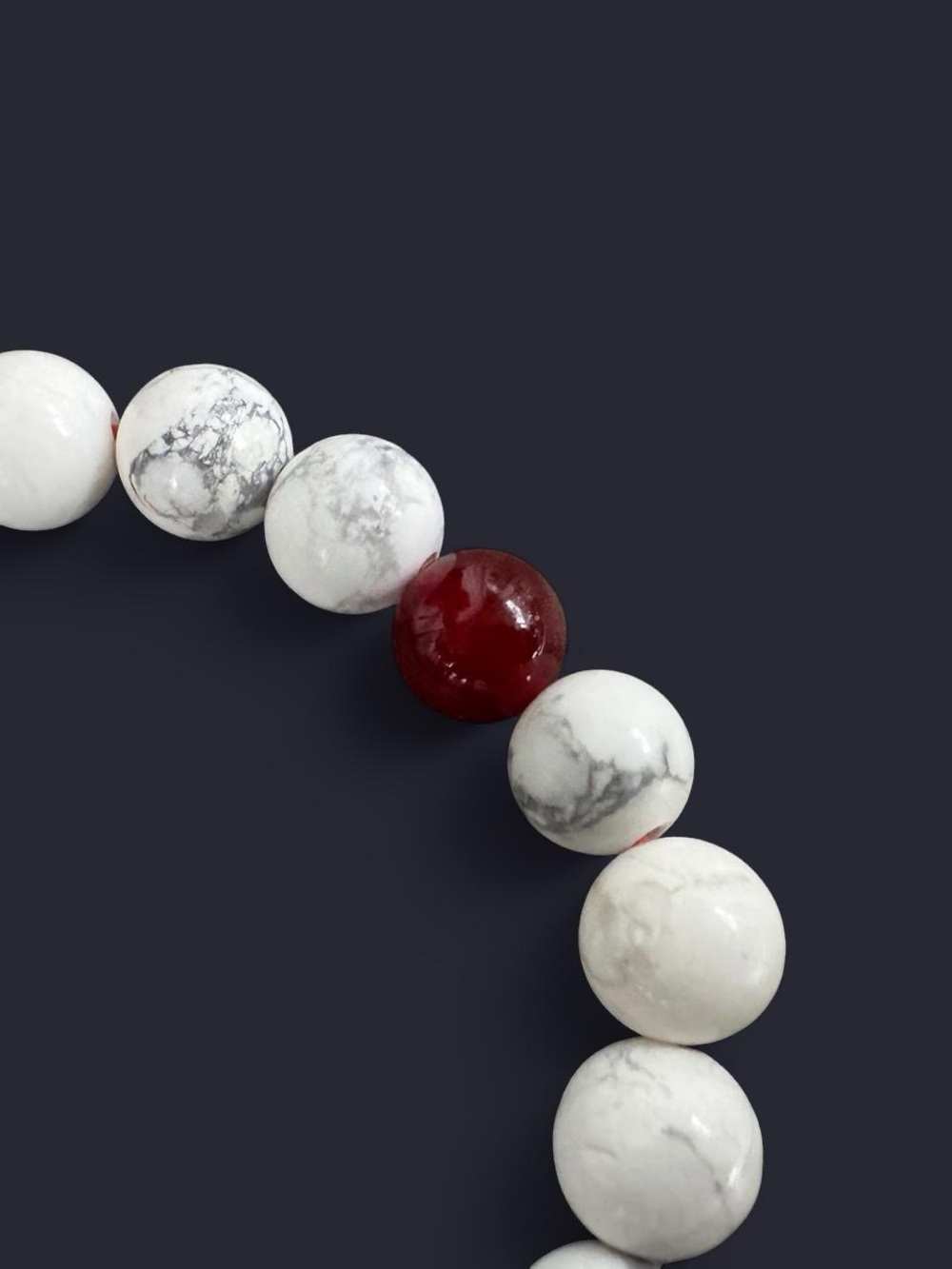 Carnelian Agate & Magnesite Gemstone Bead Bracelet 8mm - Picture 3 of 4
